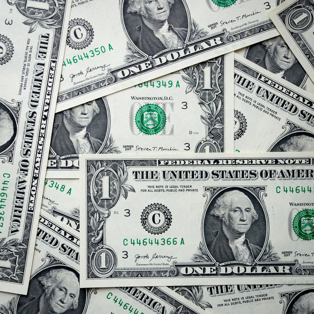 How Much Should a Real Estate Agent Spend on a Closing Gift? (2026 Guide)
